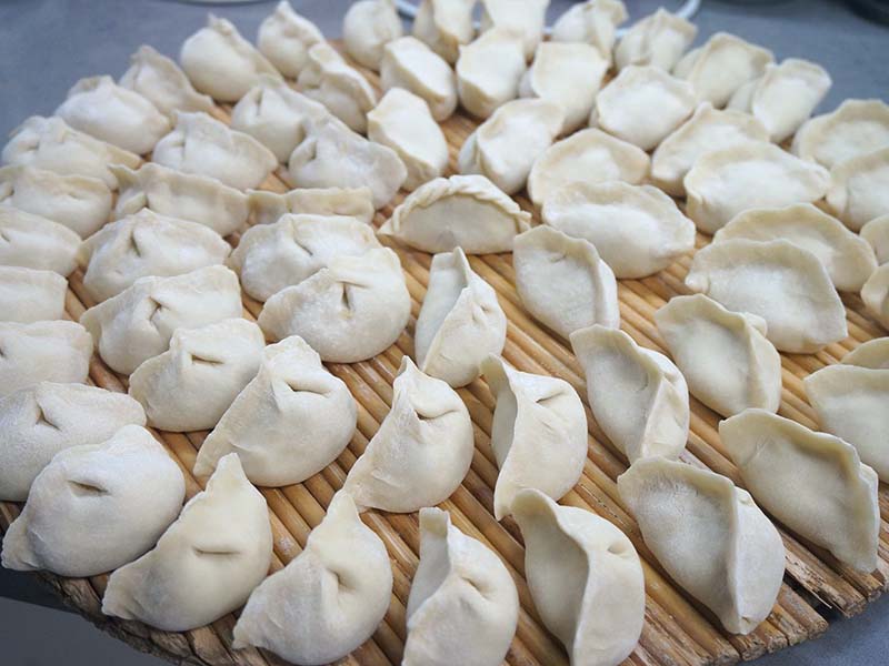 過年的餃子餡發(fā)酸了還能不能吃-新年食品安全